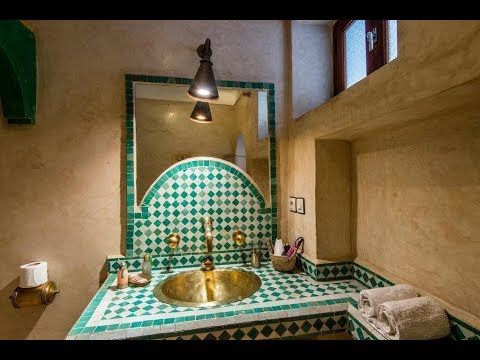 meuble de salle de bain traditionnelle